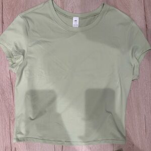 Alosoft crop Finesse Short Sleeve in mint green